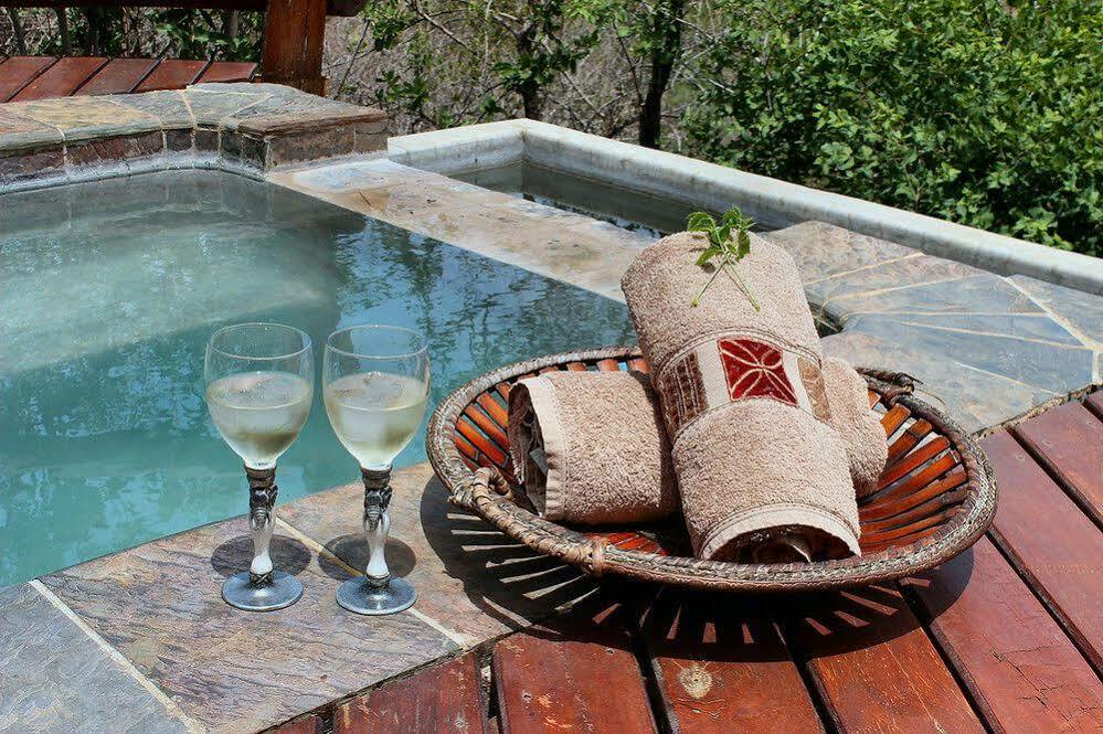 Roamers Rest Safari Lodge Balule Game Reserve Exterior photo